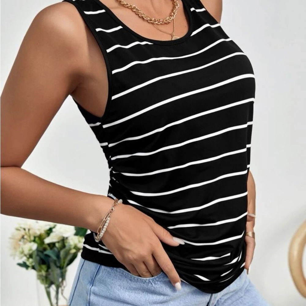 SHEIN black and white striped ruched tank top. Size Large